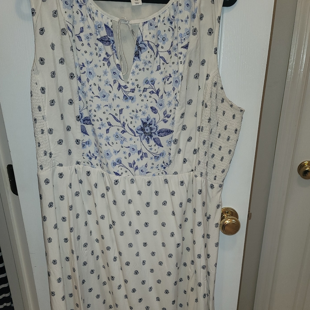 Old Navy Floral Maxi Dress - XXL